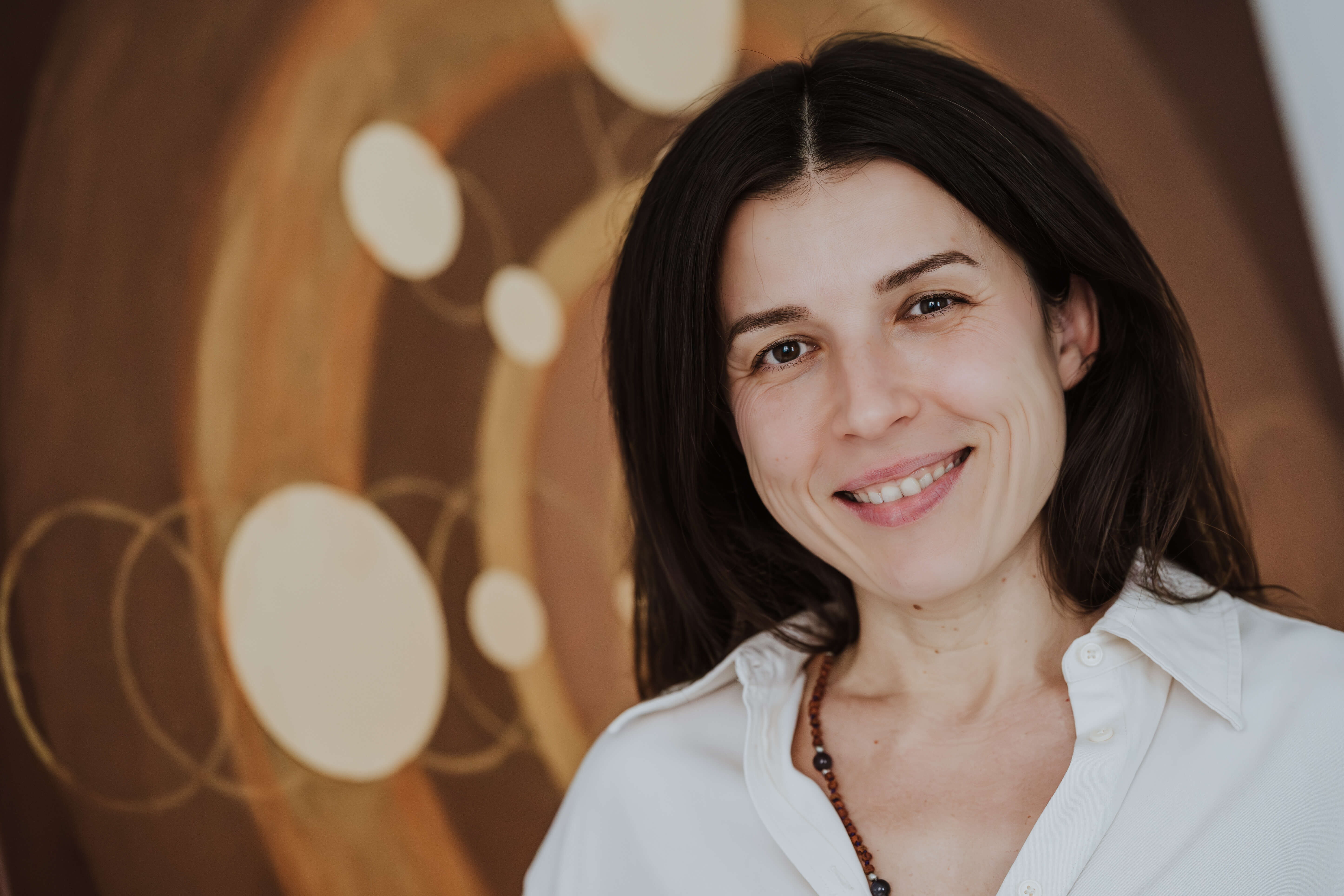 Tatsiana Nüllmeier unterrichtet Yoga&Ayurveda in Essen Rüttenscheid.